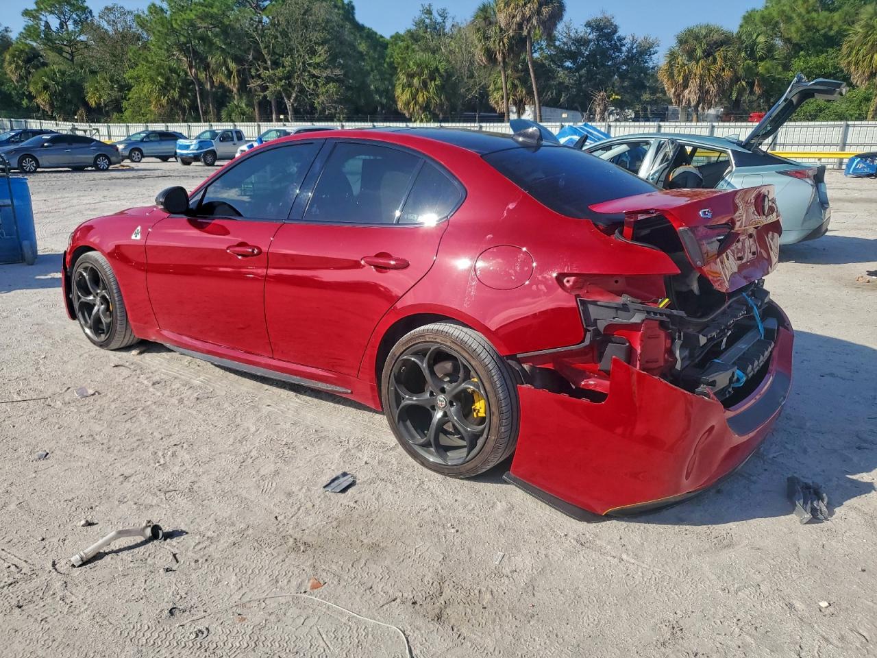 2018 ALFA ROMEO GIULIA TI Q4 photo 2