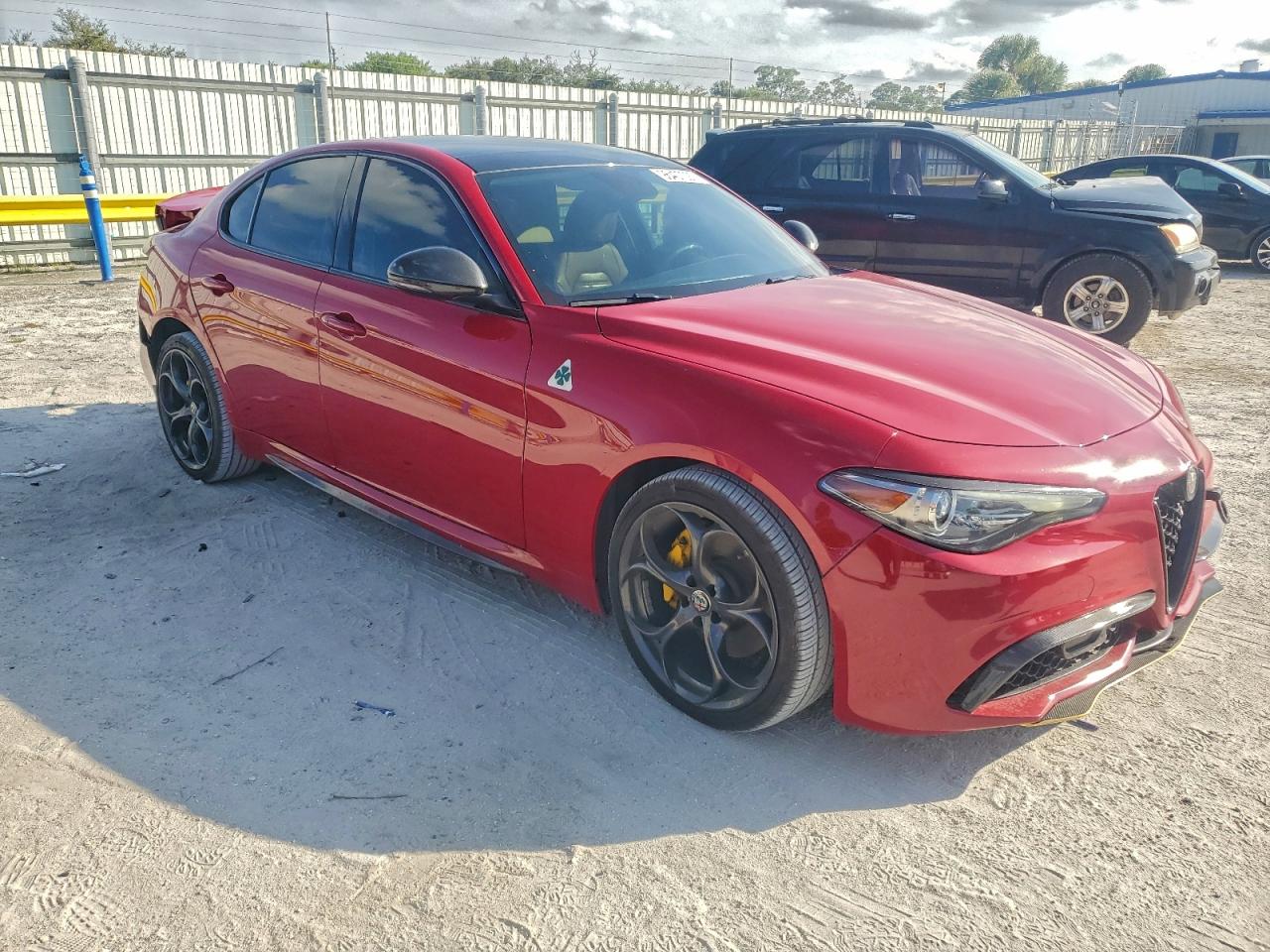 2018 ALFA ROMEO GIULIA TI Q4 photo 4