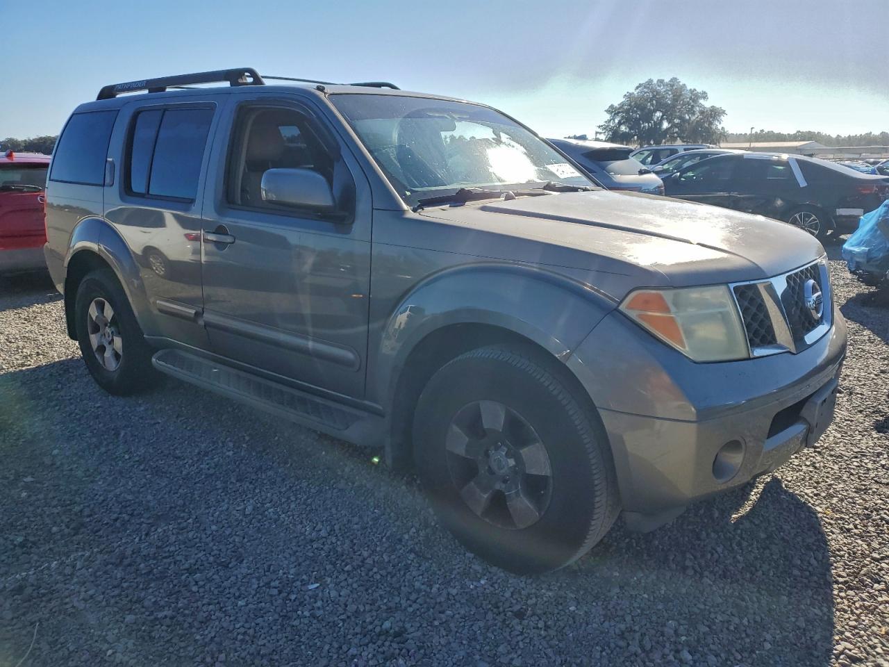 2007 NISSAN PATHFINDER LE photo 4
