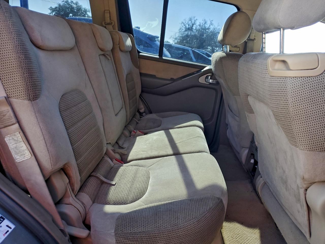 2007 NISSAN PATHFINDER LE photo 11