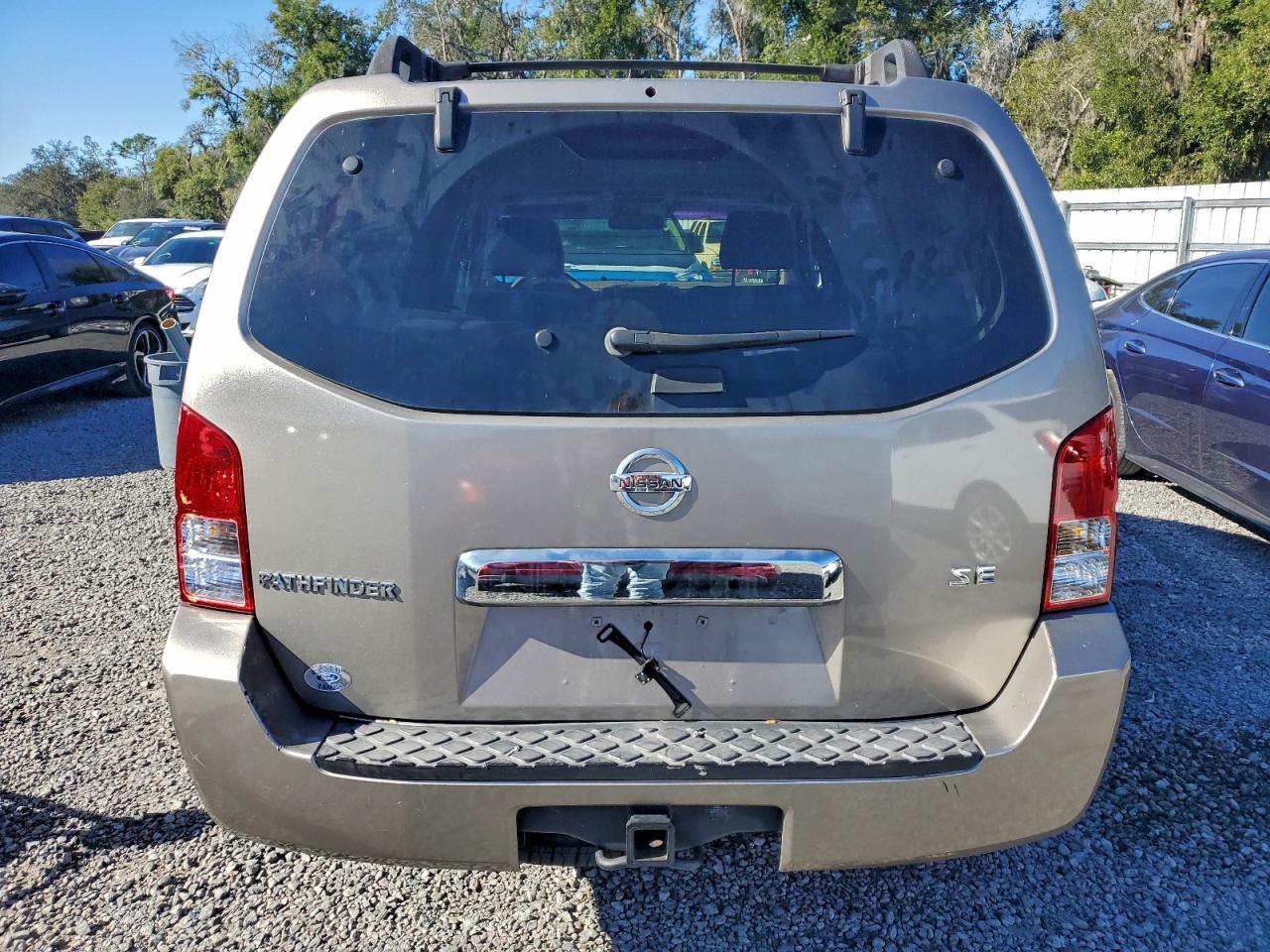 2007 NISSAN PATHFINDER LE photo 6