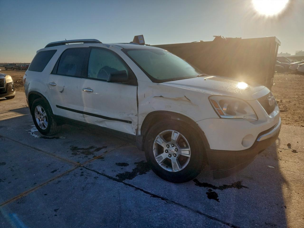 2009 GMC ACADIA SLE photo 4
