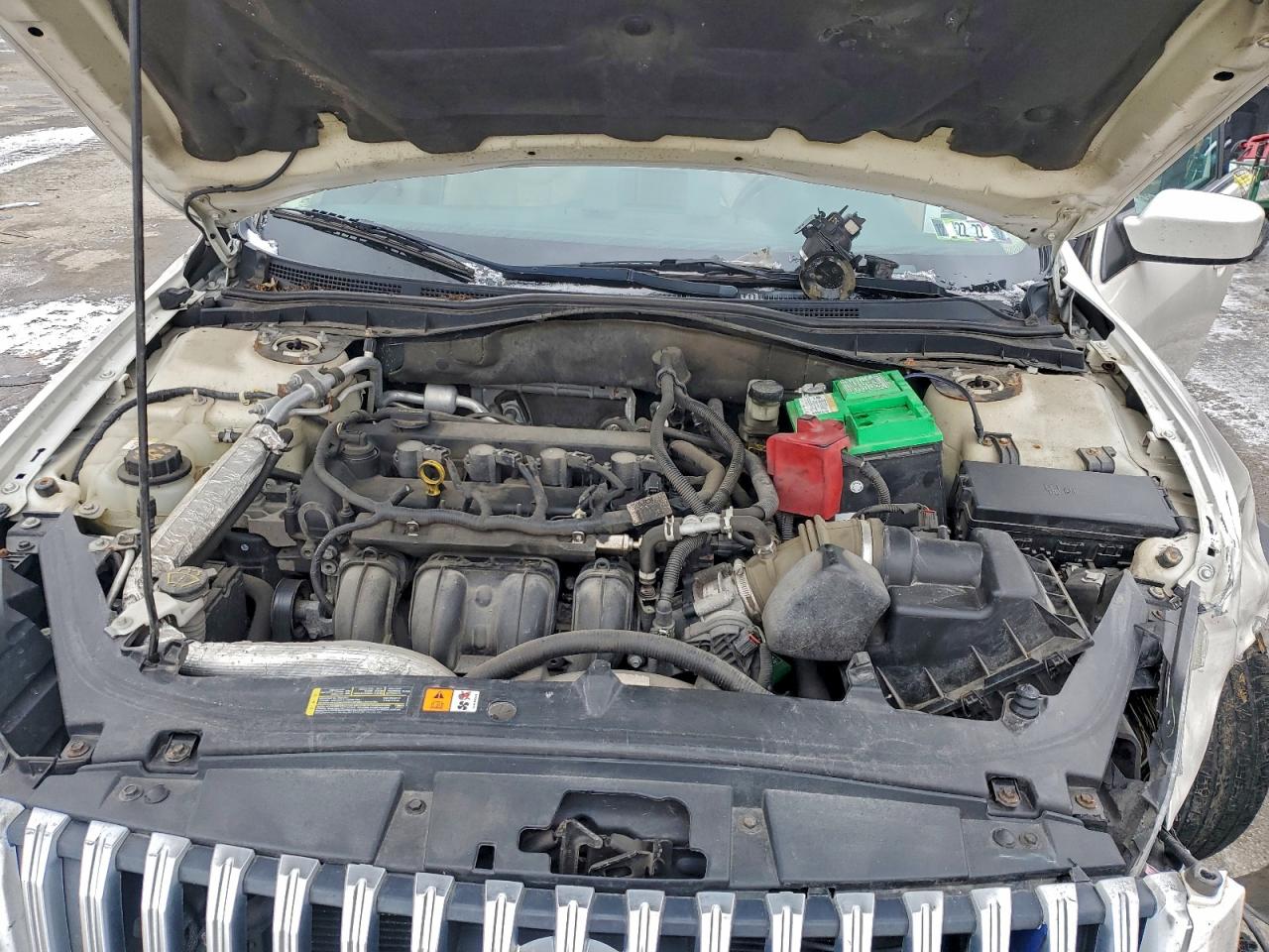 2010 MERCURY MILAN PREMIER photo 11
