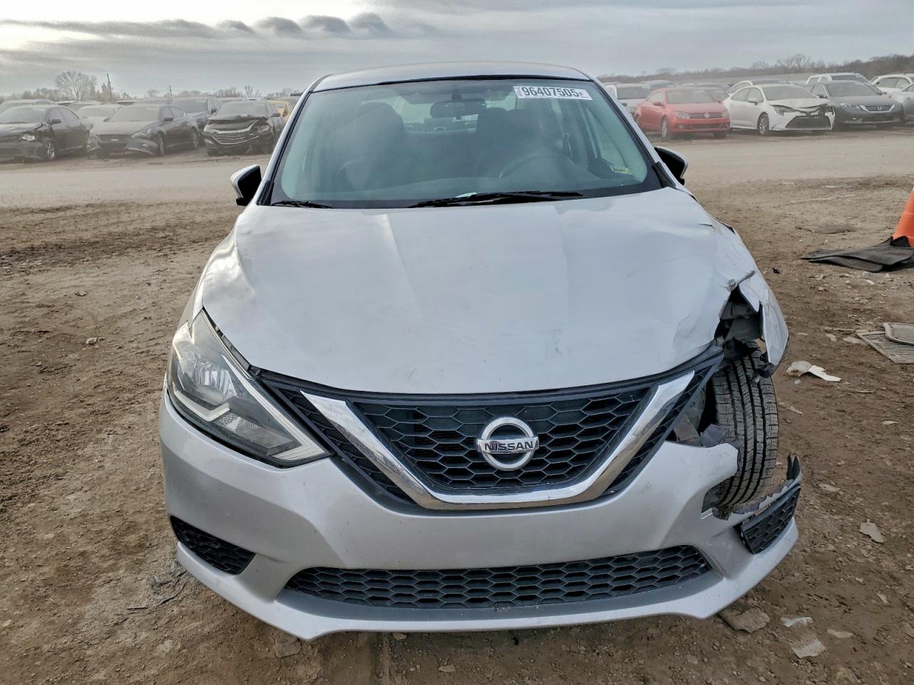 2017 NISSAN SENTRA S photo 5