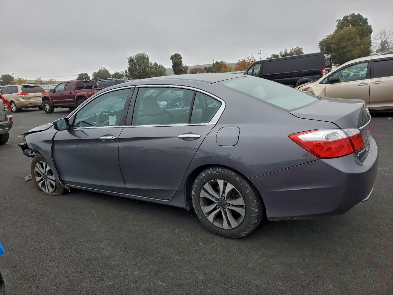 2013 HONDA ACCORD LX photo 2