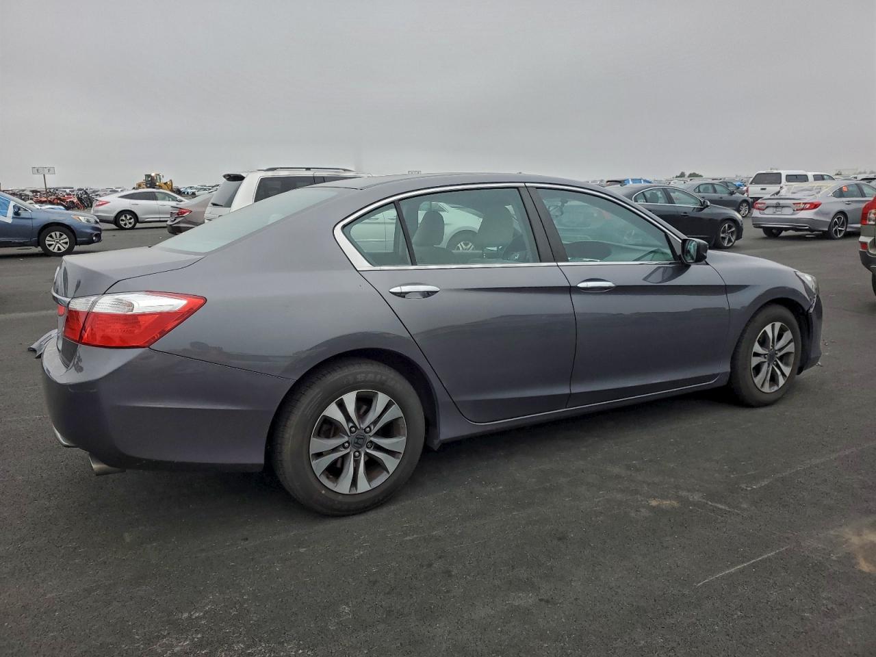 2013 HONDA ACCORD LX photo 3