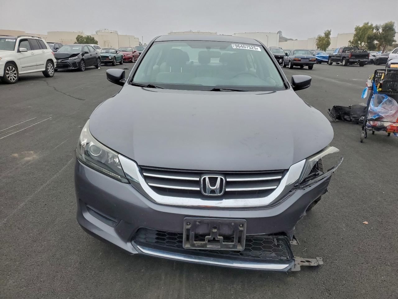 2013 HONDA ACCORD LX photo 5