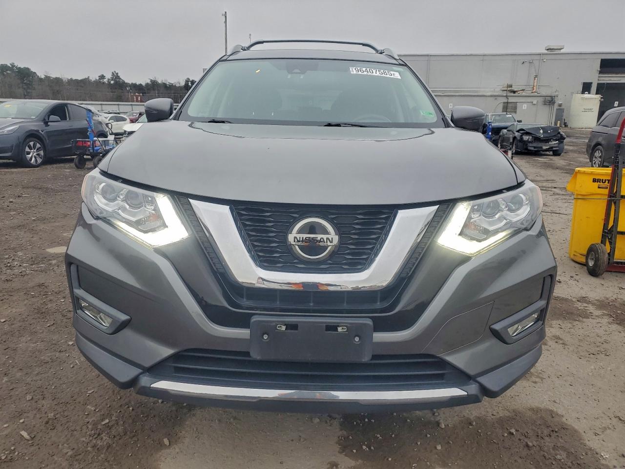 2019 NISSAN ROGUE S photo 5