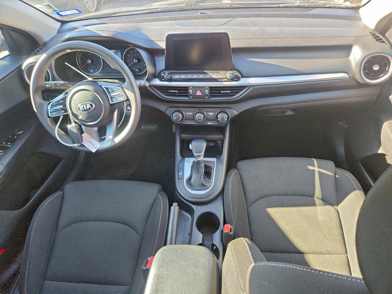 2021 KIA FORTE FE photo 8