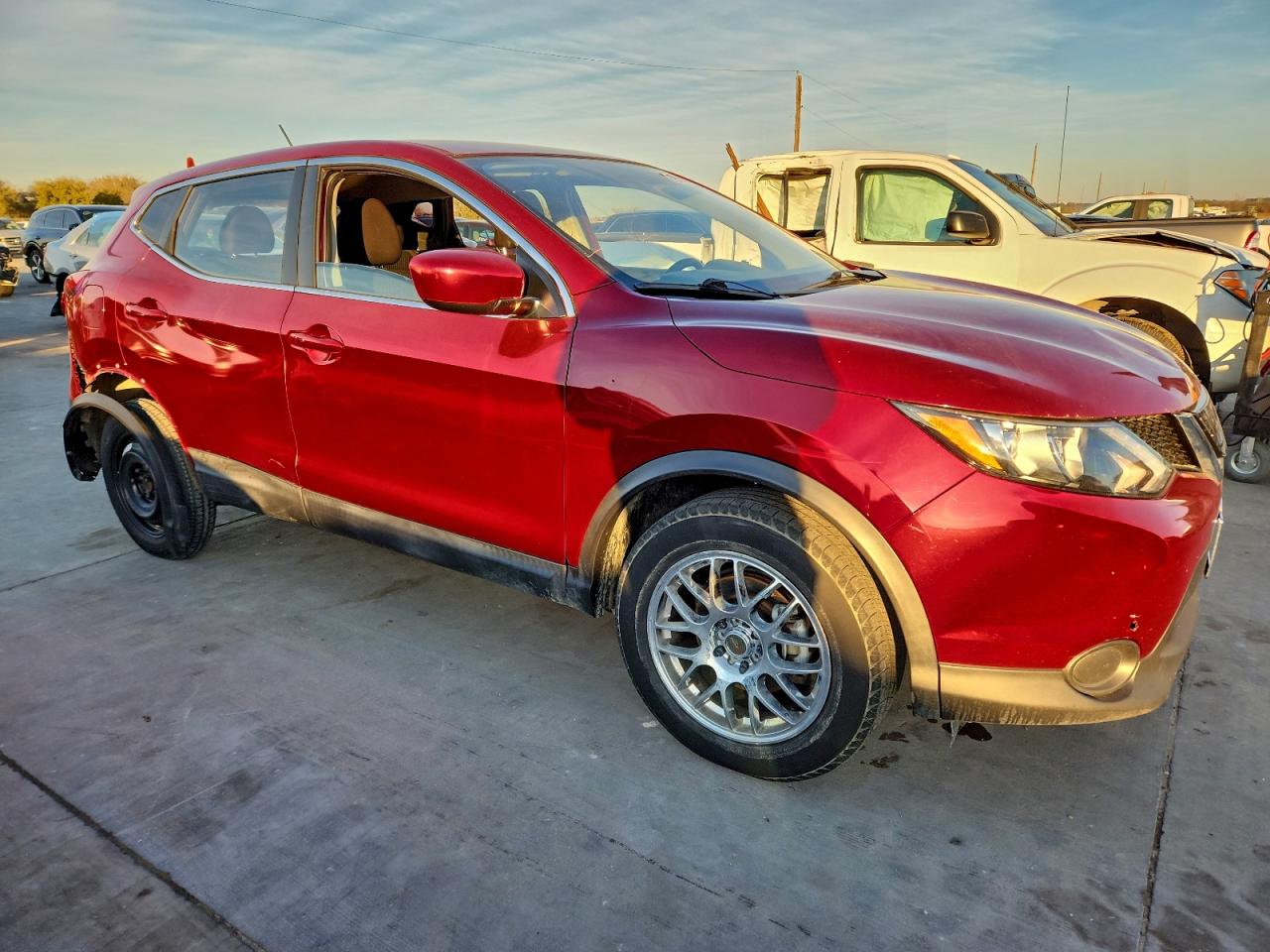 2019 NISSAN ROGUE SPORT S photo 4
