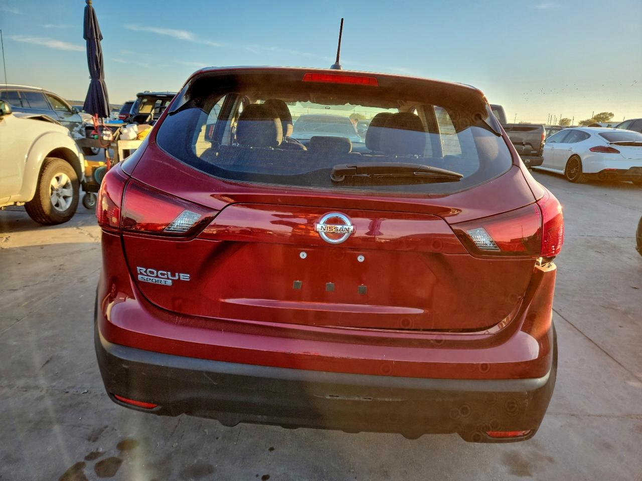 2019 NISSAN ROGUE SPORT S photo 6