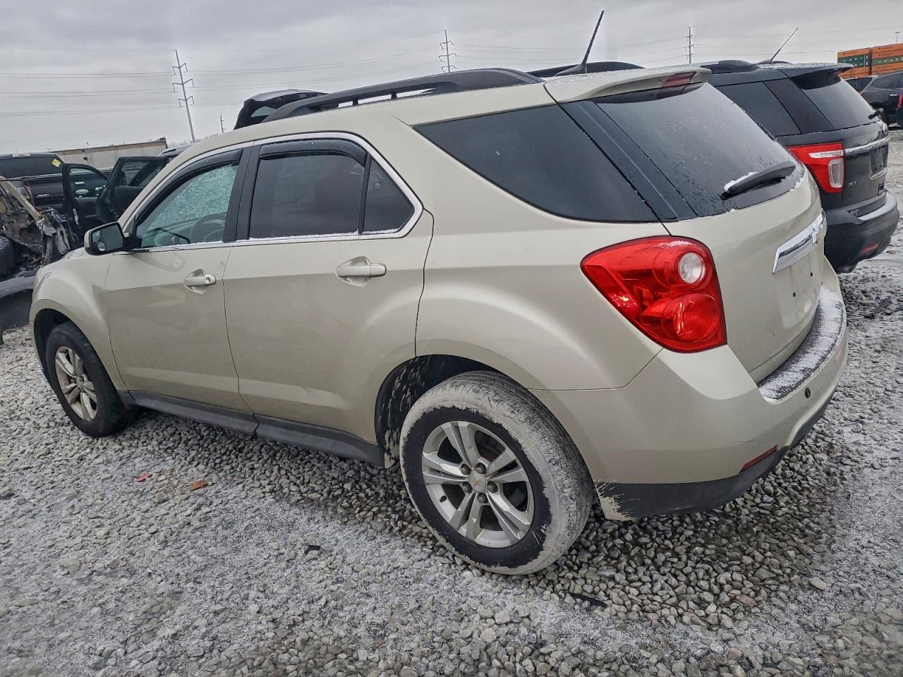 2014 CHEVROLET EQUINOX LT photo 2