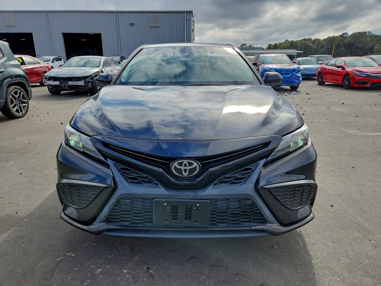 2021 TOYOTA CAMRY SE photo 5
