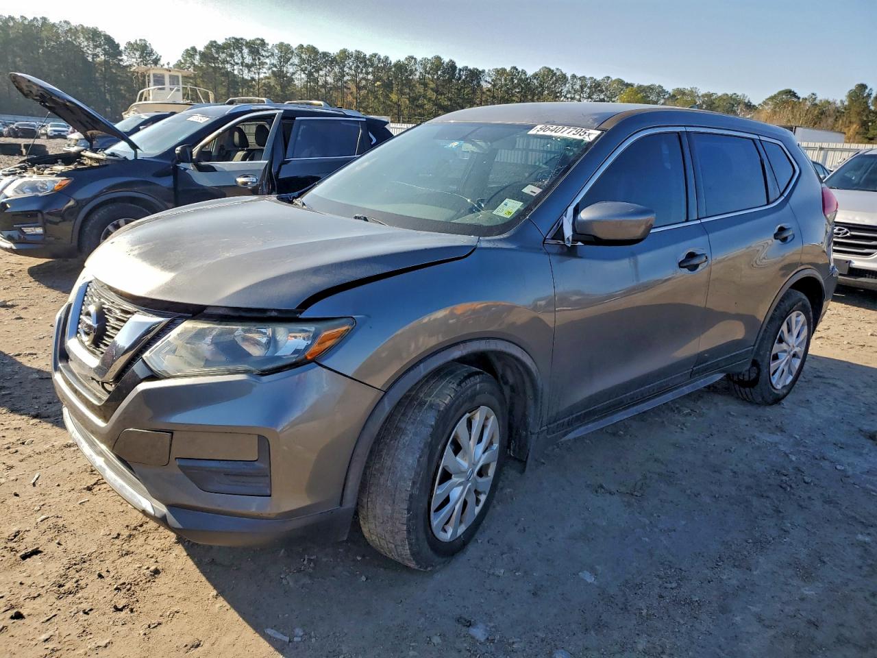 2017 NISSAN ROGUE