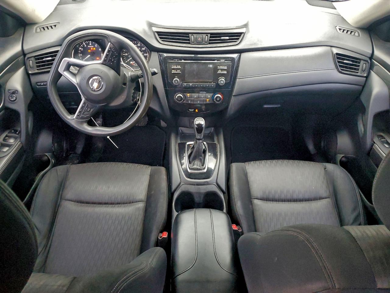 2017 NISSAN ROGUE S photo 8