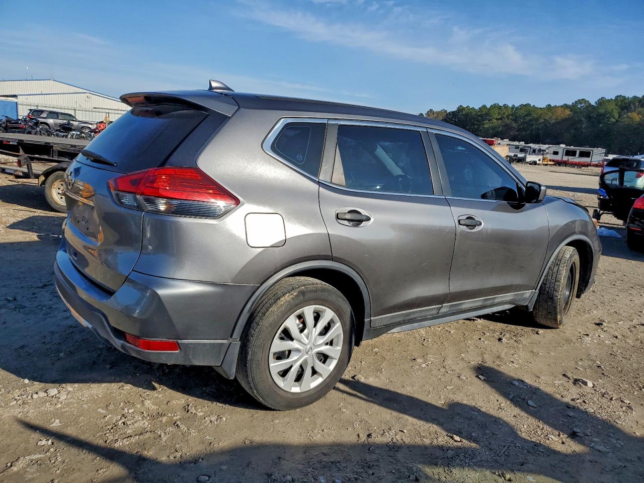 2017 NISSAN ROGUE S photo 3