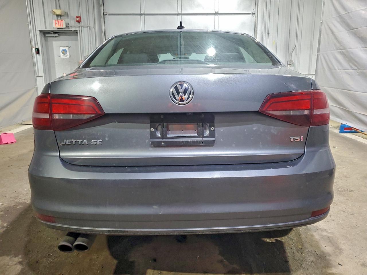 2017 VOLKSWAGEN JETTA SE photo 6