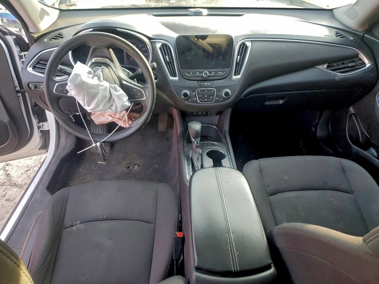 2021 CHEVROLET MALIBU LT photo 22
