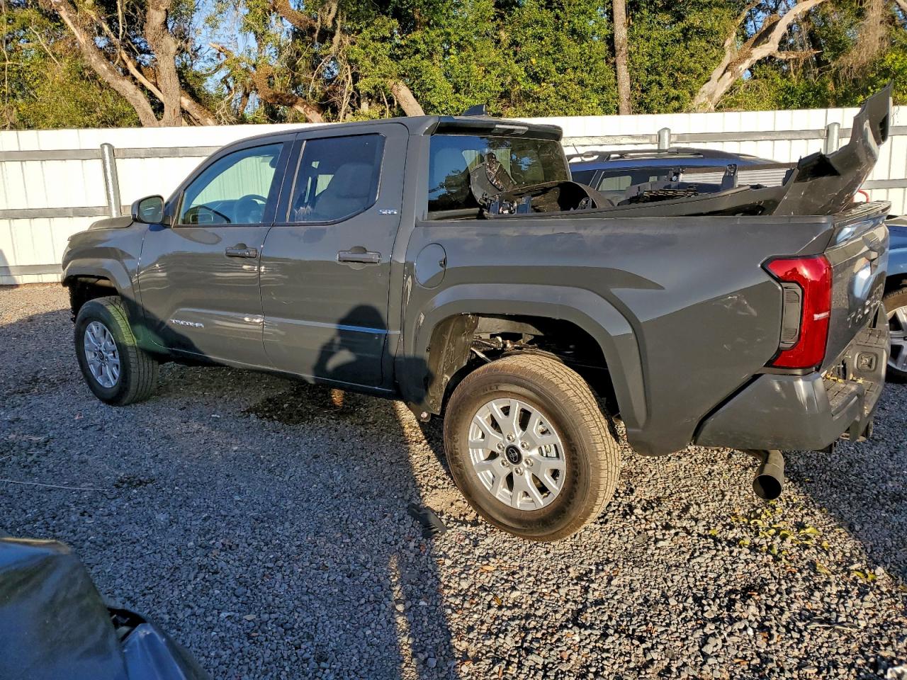 2025 TOYOTA TACOMA DOUBLE CAB photo 2