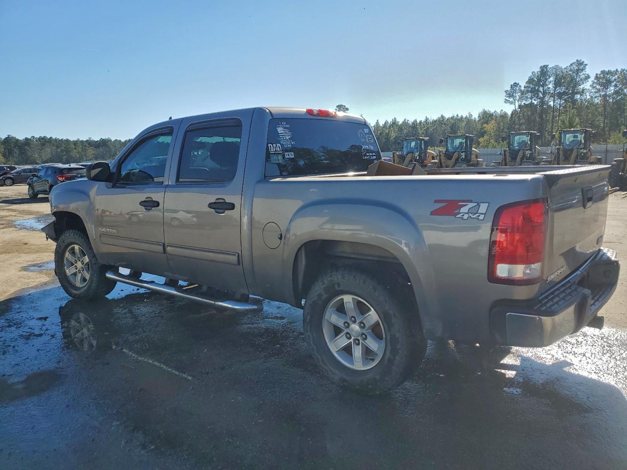 2012 GMC SIERRA K1500 SLE photo 3