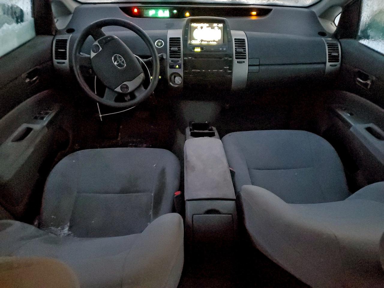 2009 TOYOTA PRIUS photo 8