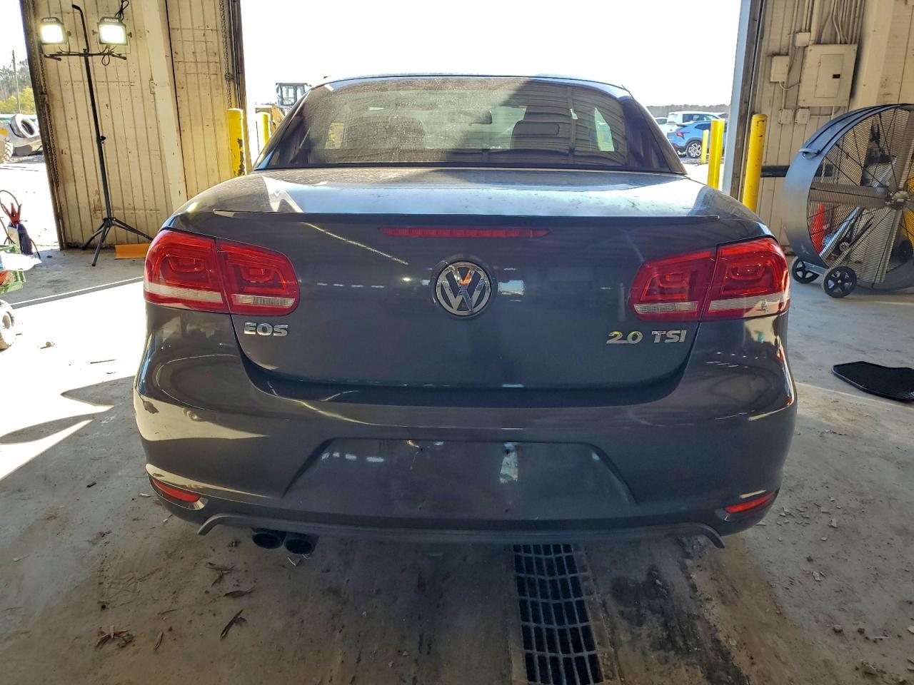 2012 VOLKSWAGEN EOS KOMFORT photo 6