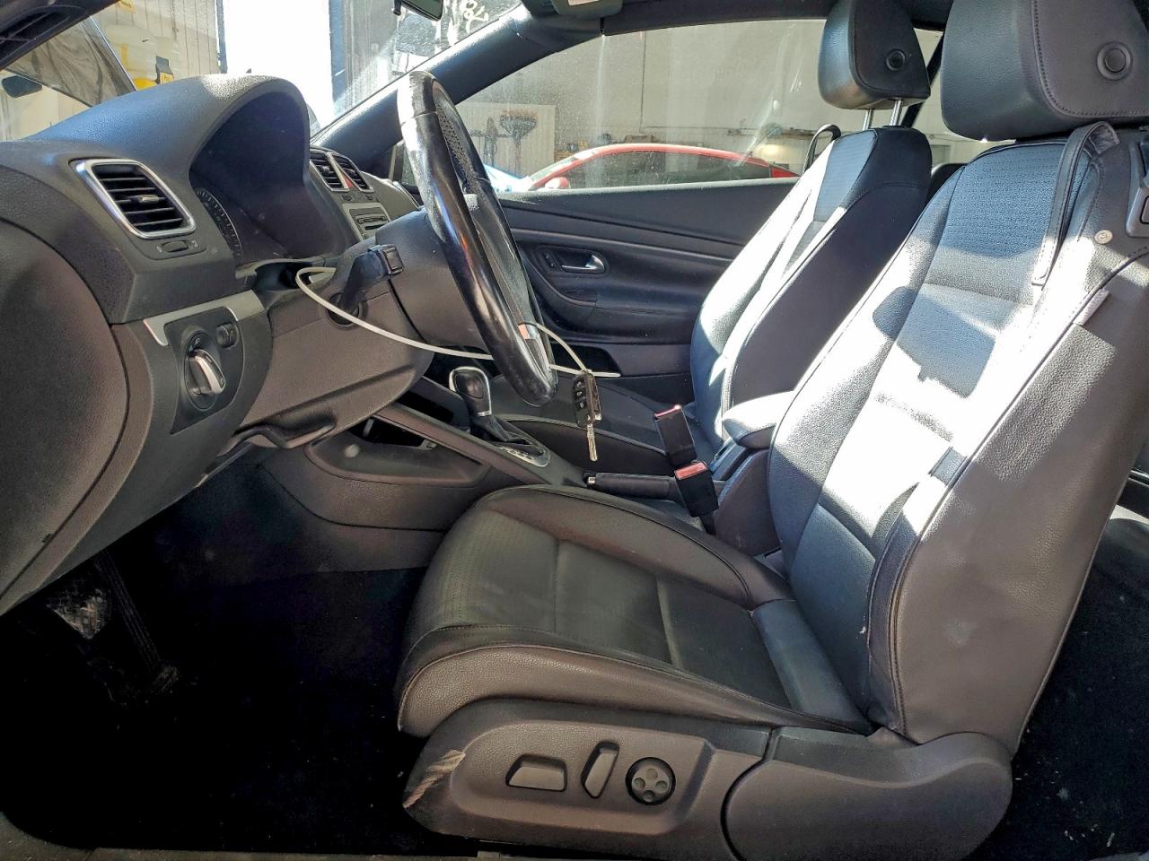2012 VOLKSWAGEN EOS KOMFORT photo 7
