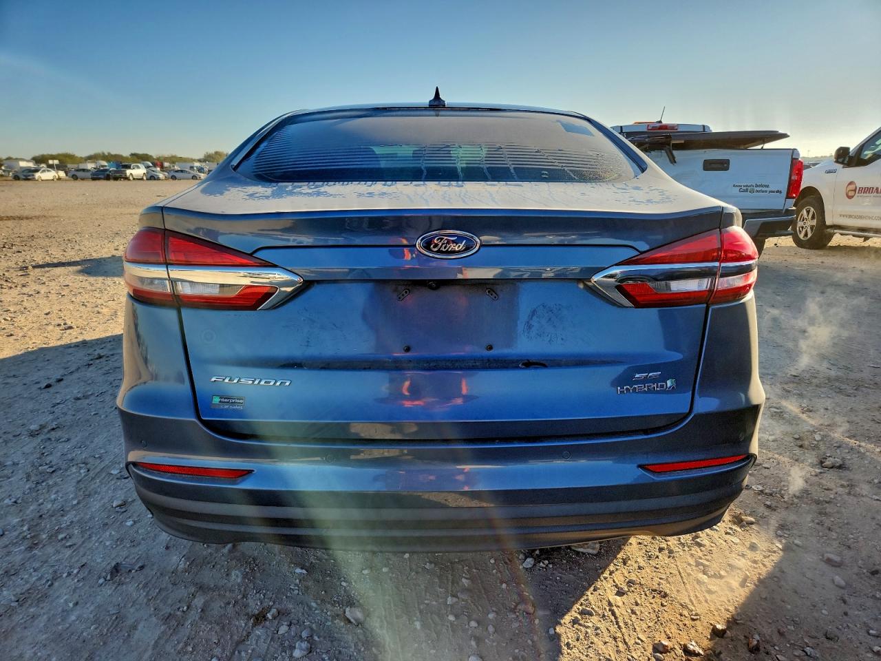 2019 FORD FUSION SE photo 6