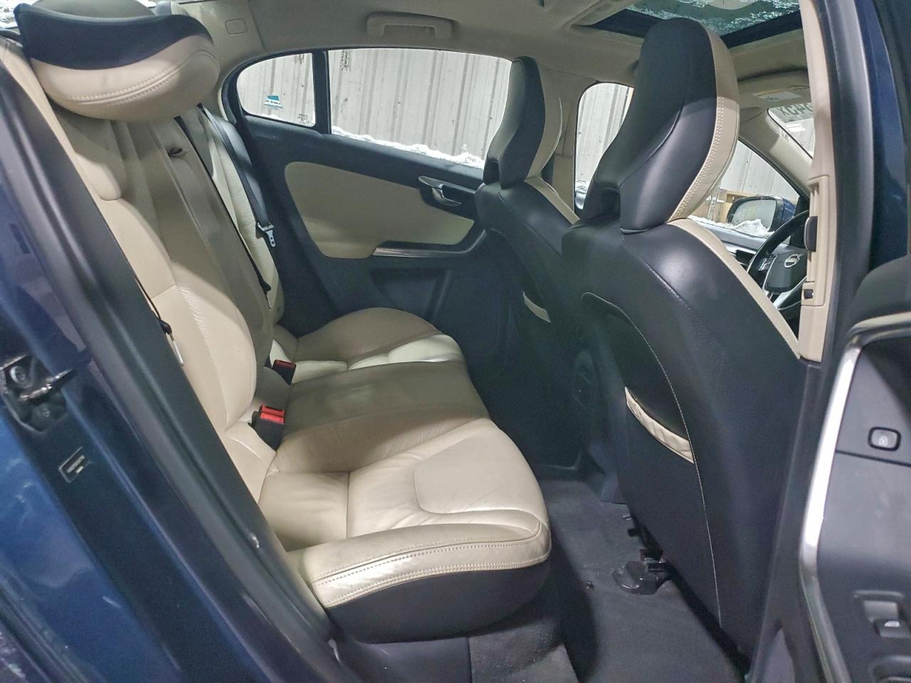 2012 VOLVO S60 T5 photo 19