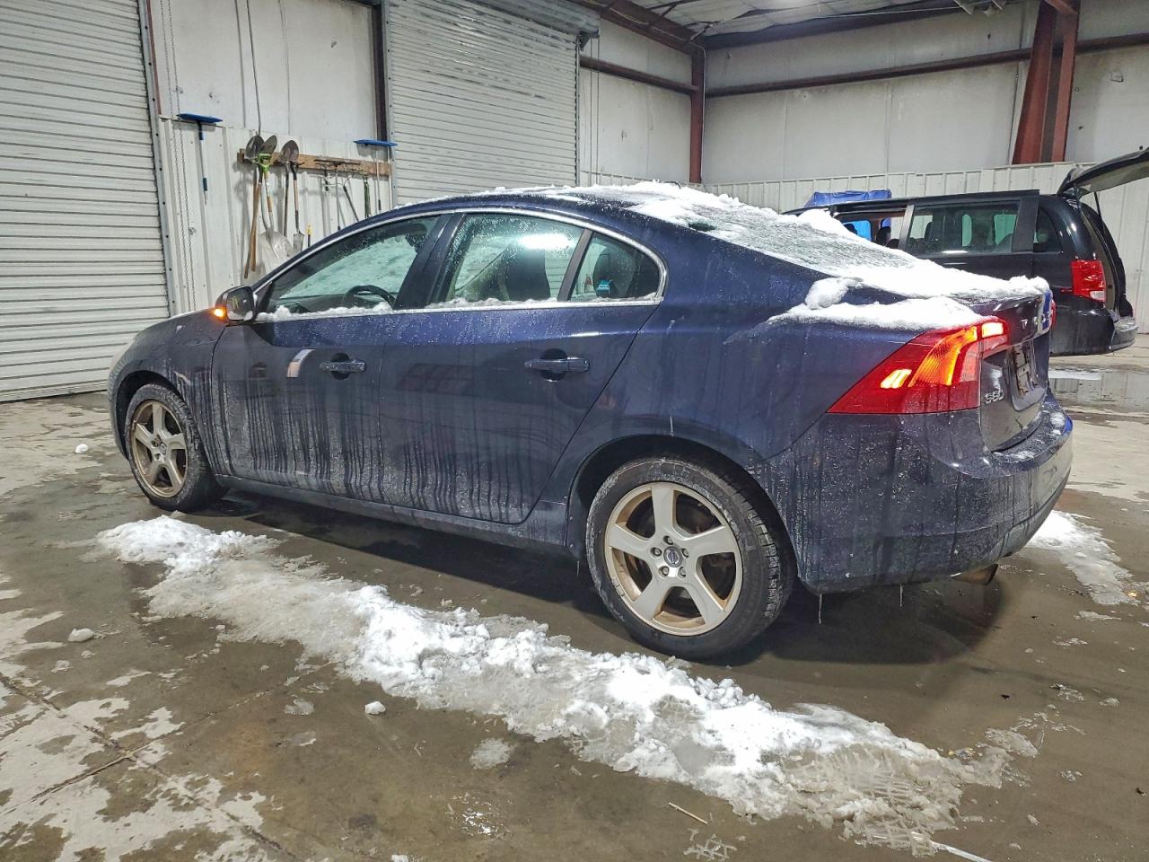 2012 VOLVO S60 T5 photo 3