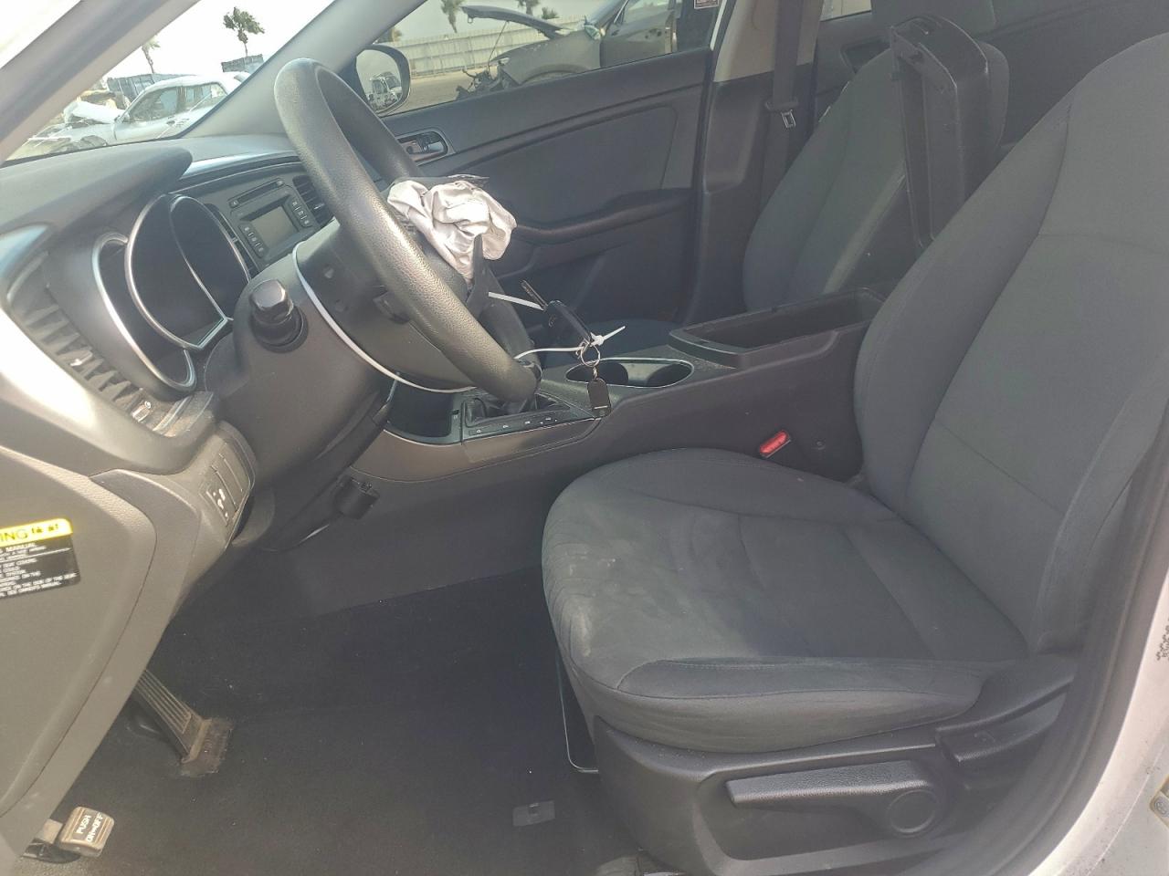 2015 KIA OPTIMA LX photo 7