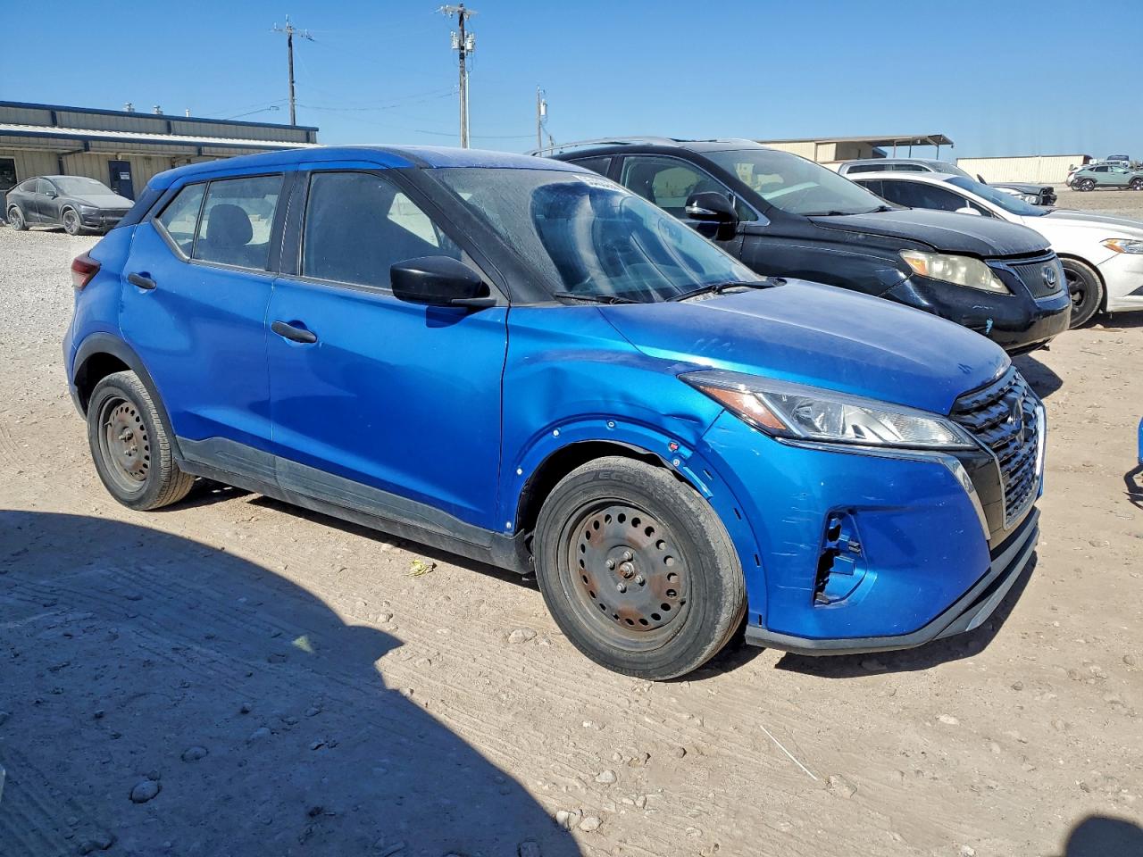 2021 NISSAN KICKS S photo 4