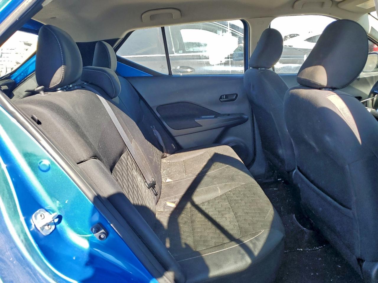 2021 NISSAN KICKS S photo 11