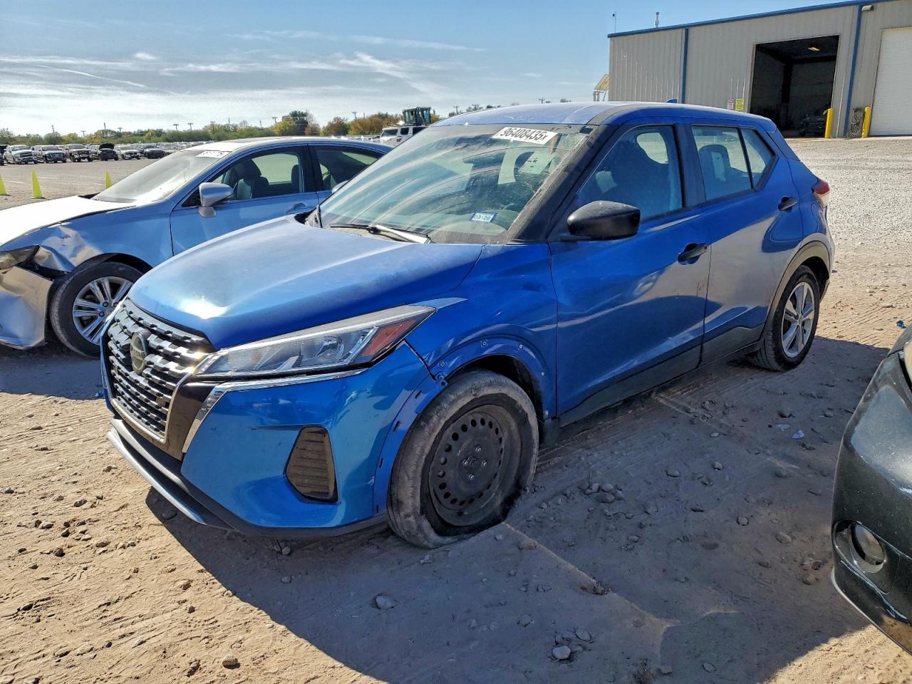 2021 NISSAN KICKS