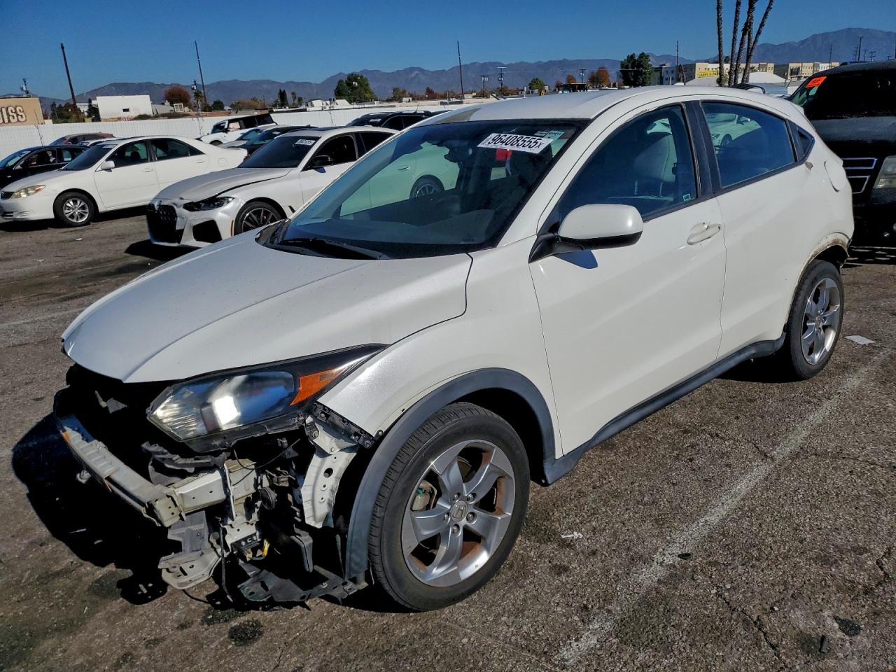 2016 HONDA HR-V LX — FRONT END damage — photo 1