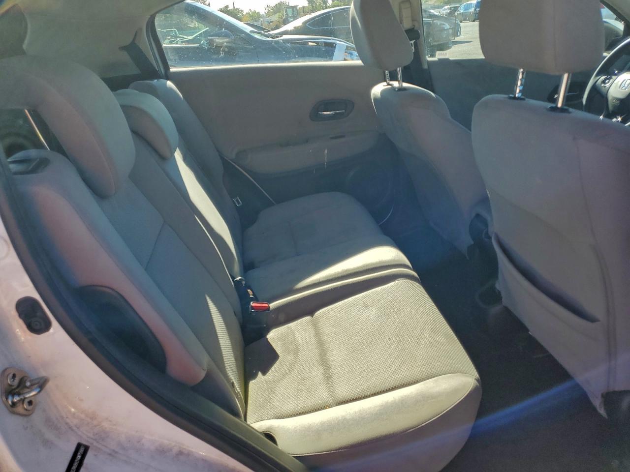 2016 HONDA HR-V LX photo 11