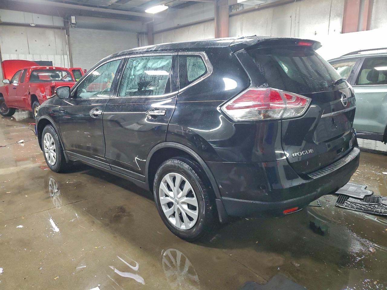 2014 NISSAN ROGUE S photo 2