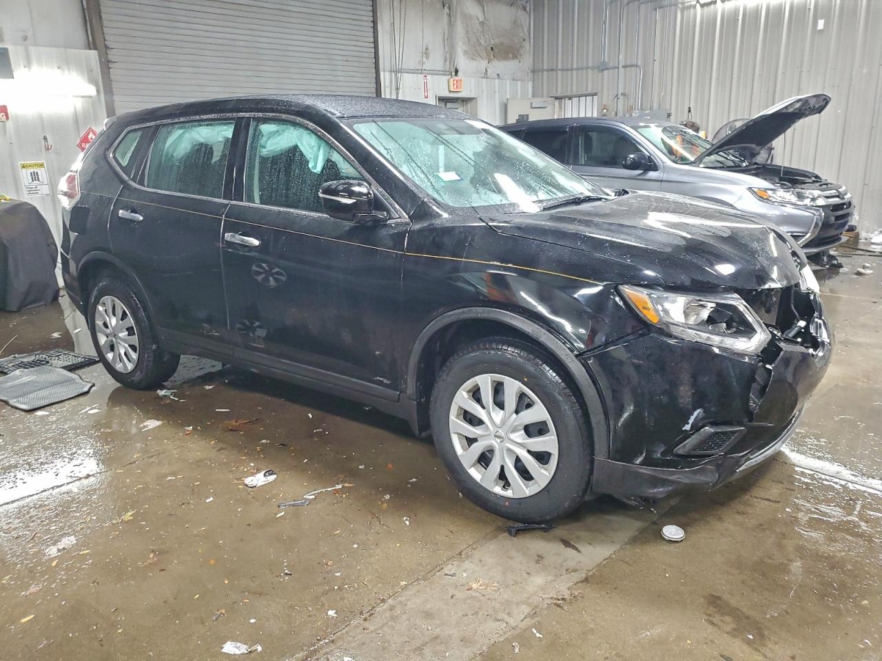 2014 NISSAN ROGUE S photo 4