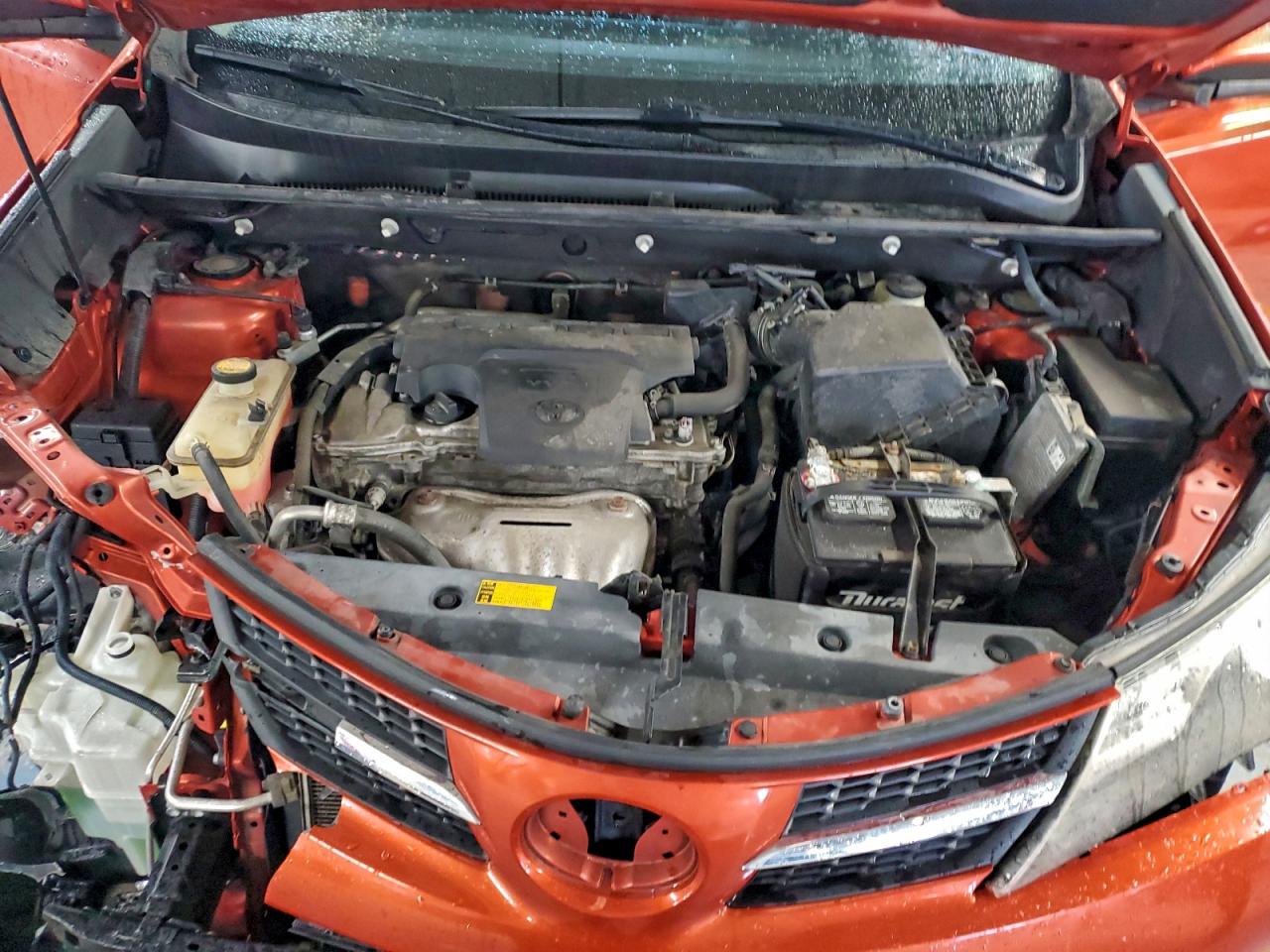 2015 TOYOTA RAV4 XLE photo 12