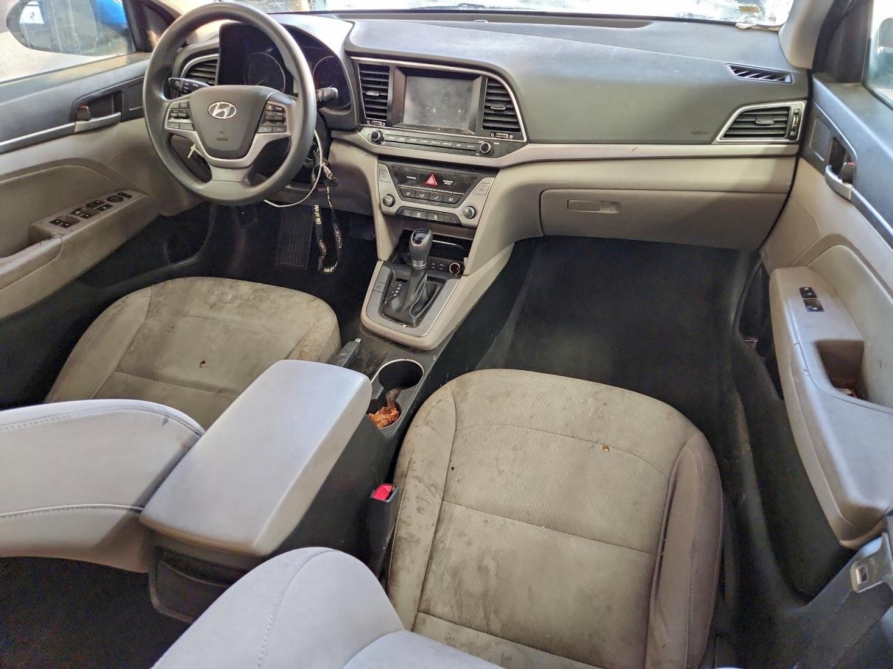 2018 HYUNDAI ELANTRA SEL photo 8