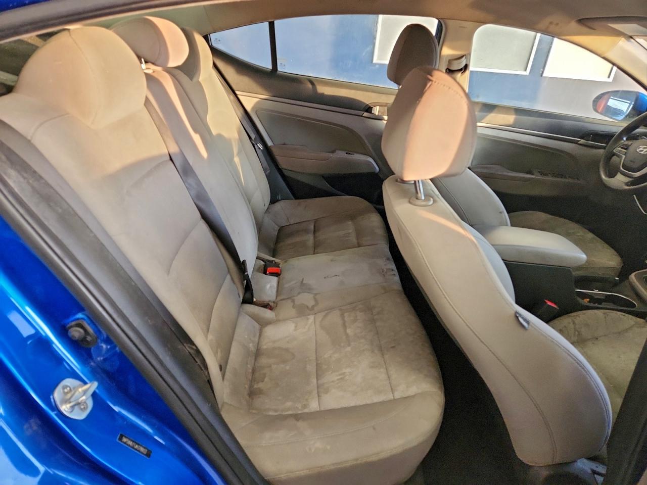 2018 HYUNDAI ELANTRA SEL photo 10