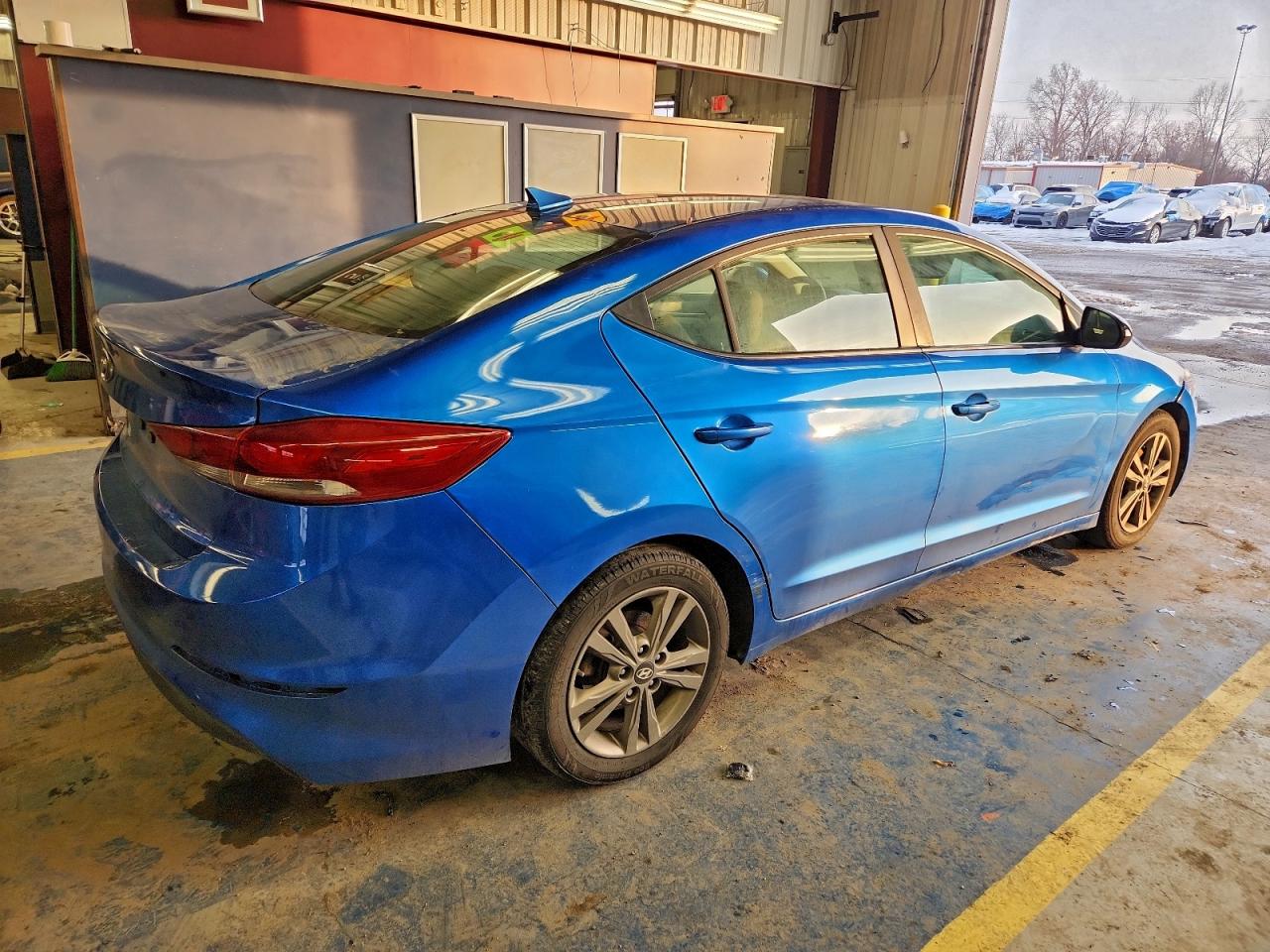 2018 HYUNDAI ELANTRA SEL photo 3