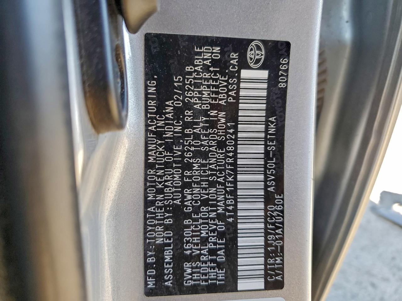 2015 TOYOTA CAMRY LE photo 12