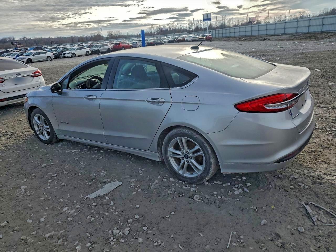 2018 FORD FUSION S HYBRID photo 2