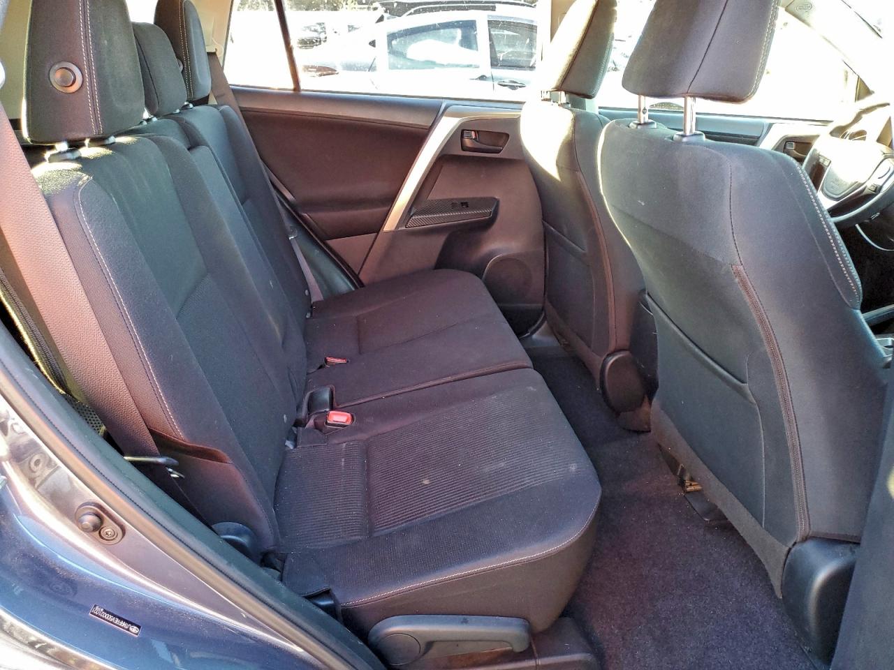 2013 TOYOTA RAV4 photo 31