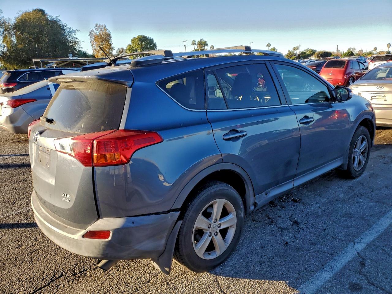 2013 TOYOTA RAV4 photo 7