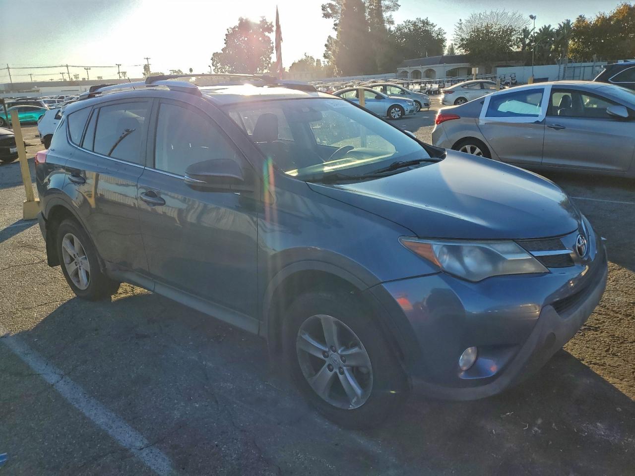 2013 TOYOTA RAV4 photo 10