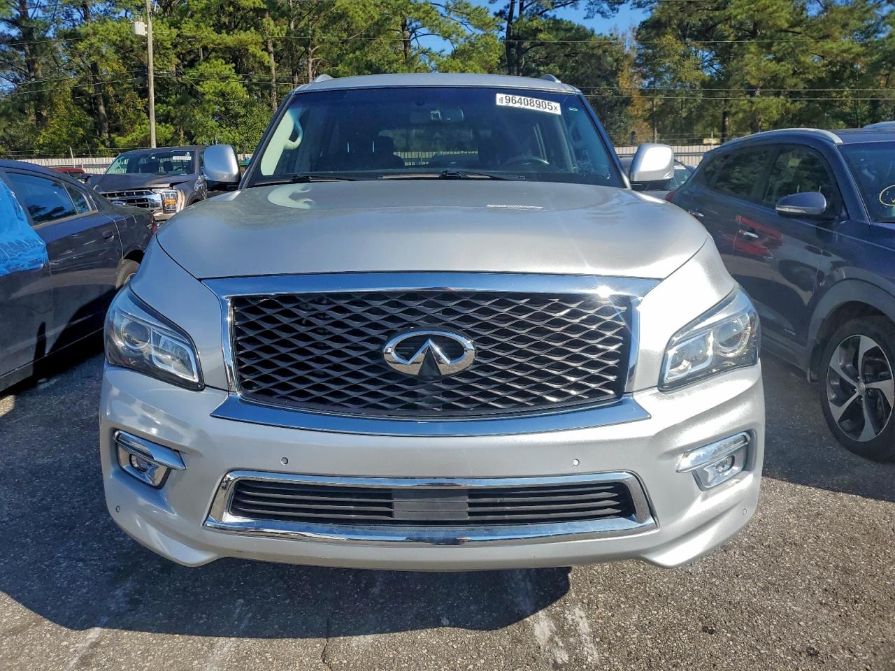 2017 INFINITI QX80 BASE photo 5