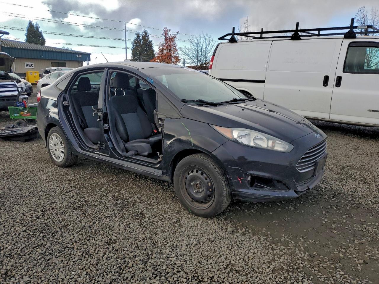 2018 FORD FIESTA S photo 4