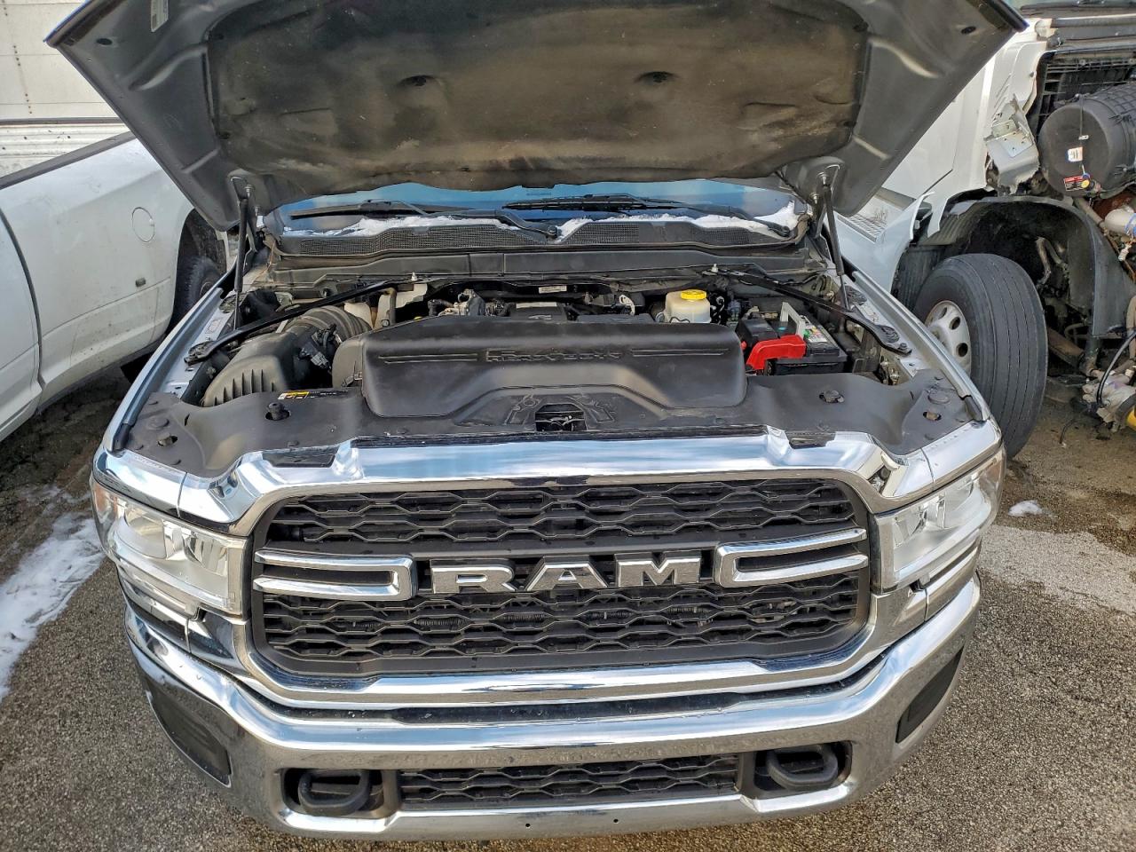 2022 RAM 3500 TRADESMAN photo 11